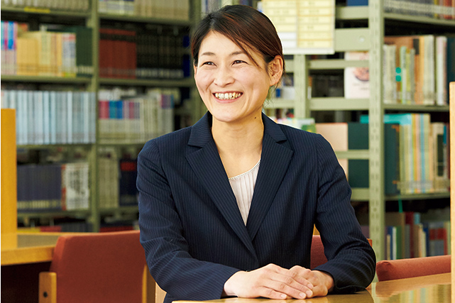 新井ひとみさん