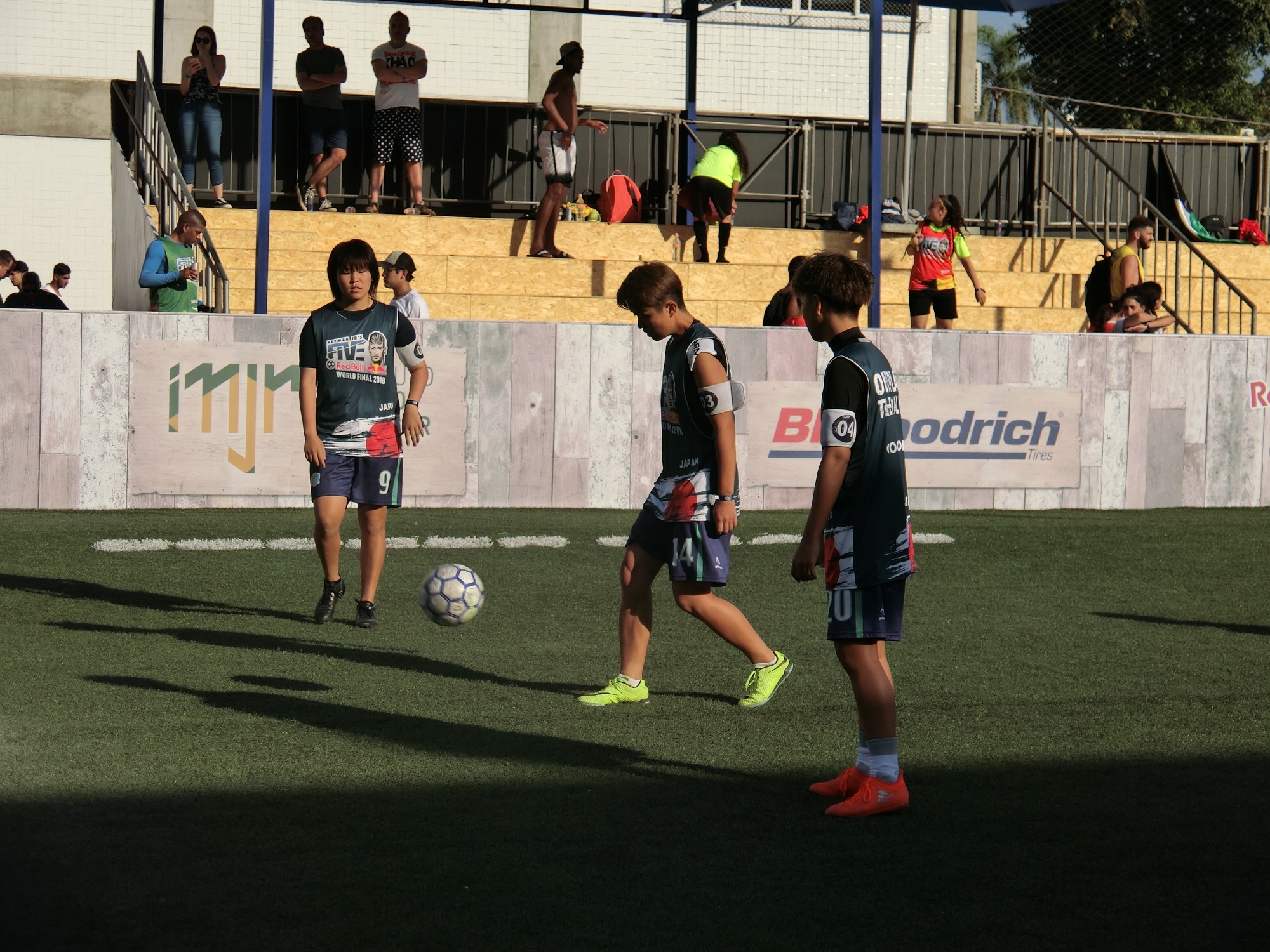 女子サッカー部 シエンシア ネイマール ジュニアファイブ ブラジル遠征のオフショット Part 2 武蔵丘短期大学