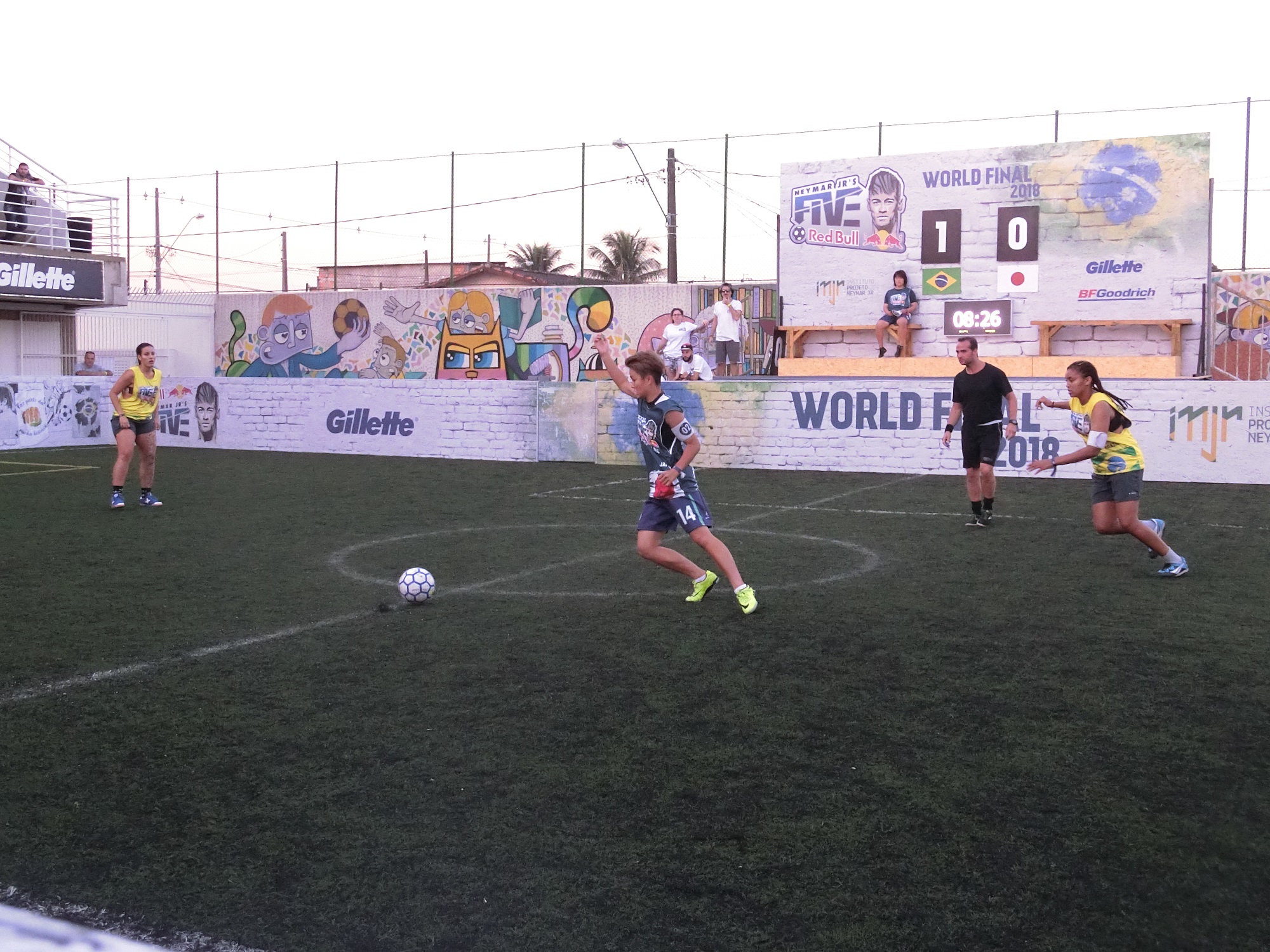 女子サッカー部 シエンシア ネイマール ジュニアファイブ ブラジル遠征のオフショット Part 2 武蔵丘短期大学